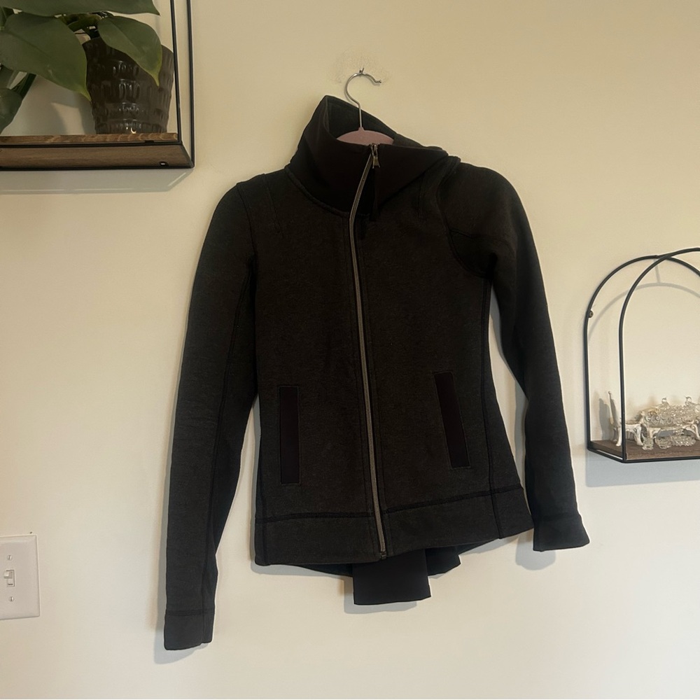 Lululemon Dark Charcoal Gray Funnel Neck Zip Up Jacket Size 2